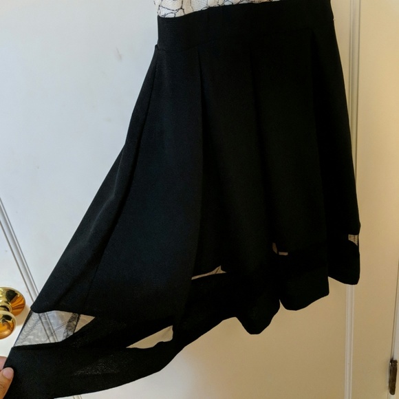 Formal dress - Picture 3 of 4